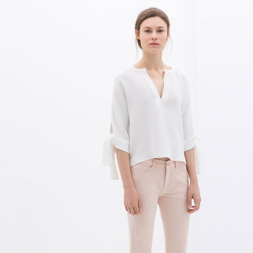 Brand New Zara White V-Neck Blouse Knot ChiffonM/L